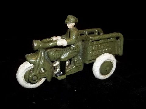 Harley Davidson Cast Iron Motorcycle: 4.5 inch harley davidson cast iron motorcycle, reproduction