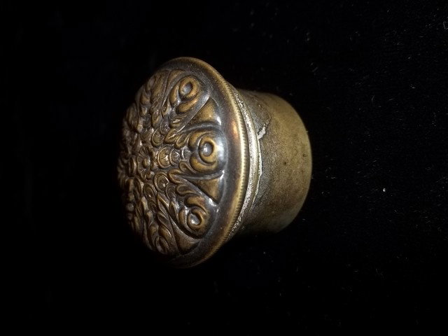Nice Old Detailed Pill Box: 1.5 inch nice old detailed pill box