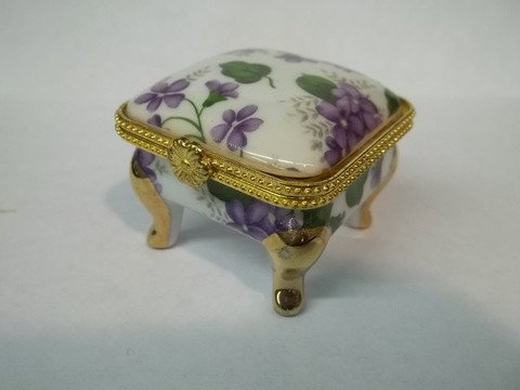 Nice Porcelain Jewel Box: nice porcelain jewel box