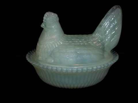 6" Boyd Jadite Hen on Nest: 6" Boyd Jadite Hen on Nest