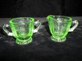 Green Childs Cream & Sugar: Green Childs Cream & Sugar