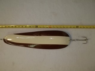 23" Large Store Display Lure: 23" Large Store Display Lure