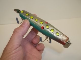 4.5" Dan Woods Handmade Fishing Lure: Signed, hand made, hand painted by local artist Dan Woods