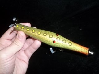 5.5" Dan Woods Handmade Fishing Lure: Signed, hand made, hand painted by local artist Dan Woods