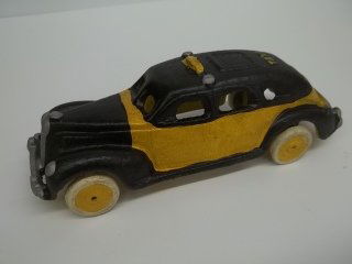Cast Iron Taxi: 8 inch reproduction