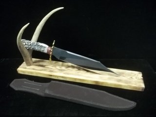 Tim Hancock Antler Knife w Stand: 15 inch