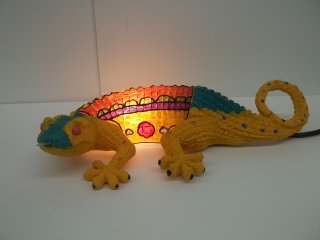 Hand Painted Gecko Lizard lamp: 12 inch, works great