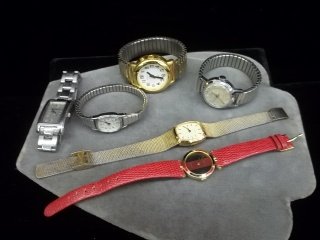 Timex Gucci 6 Watch Lot: as is, they most likely need batteries