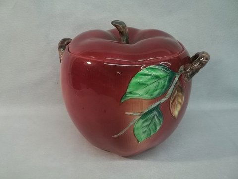 PY Japan Old Apple Cookie Jar: nice 9 inch
