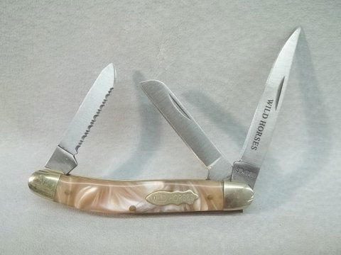 Wild Horses Pocket Knife: Wild Horses Pocket Knife