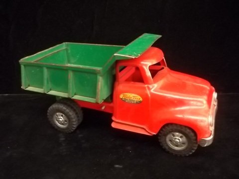 Old Tonka GMC Steel Dump Truck: 13 inch missing driver side rear rivet