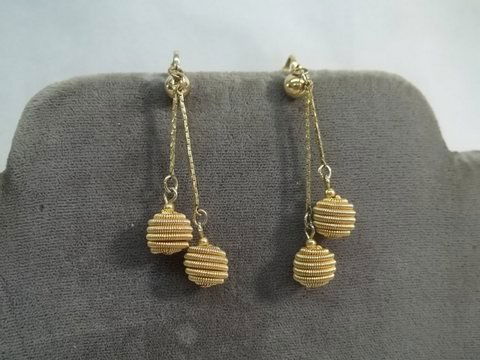 Vintage Bee Hive Trifari Earrings