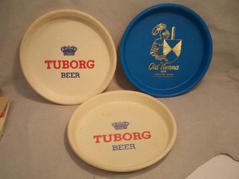 3 Vintage Plastic Tuborg Old Vienna Beer Trays