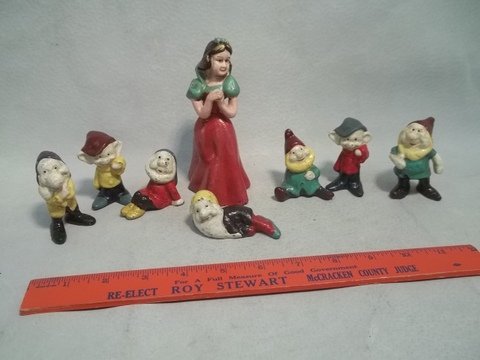 Cast iron Snow White & the 7 Dwarfs: nice set