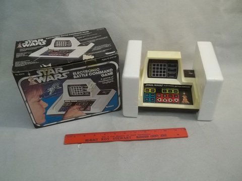 1977 Star Wars Elect Battle Command Game Boxed: Great early and SCARCE star was game, electronics have not been checked.