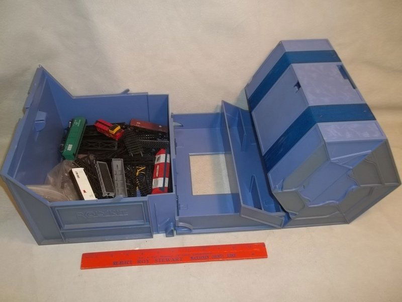 N gauge Train Set in Roly Kit Storage box