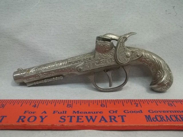 Vintage Hubley Flintlock Cap Gun Works