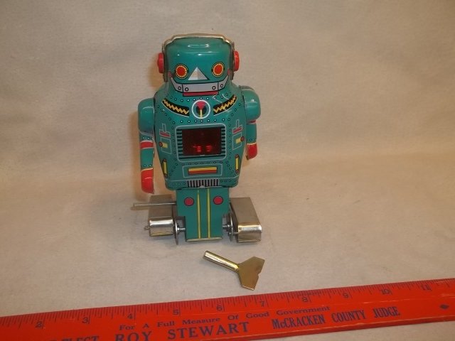 Tin Litho Robot Toy w Key: modern