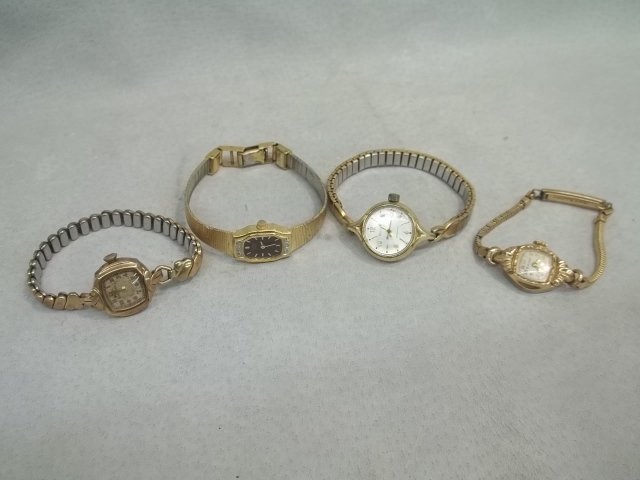 4 Vintage Bulova Watch Lot ALL BULOVA: 1 is 12kt gold filled, 1 winds and works, 2 need batteries, and one does not wind
