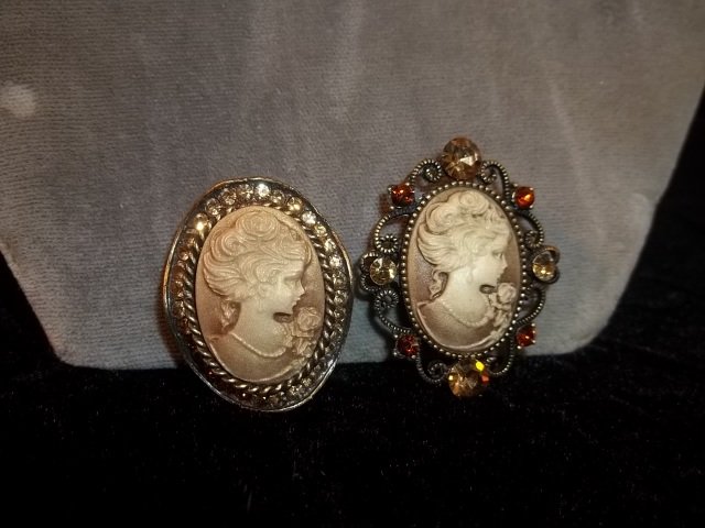 2 Rhinestone Cameo Pendant pins