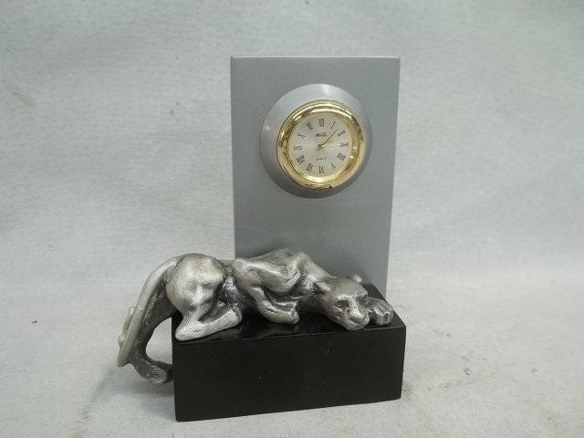 Lioness Desk Clock: .