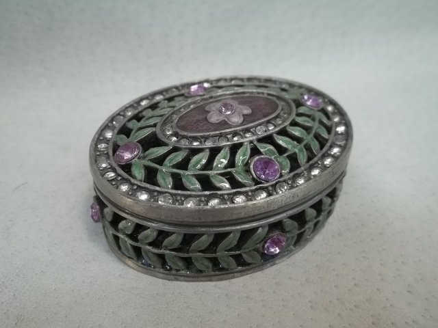 Enameled Jewel Box: .
