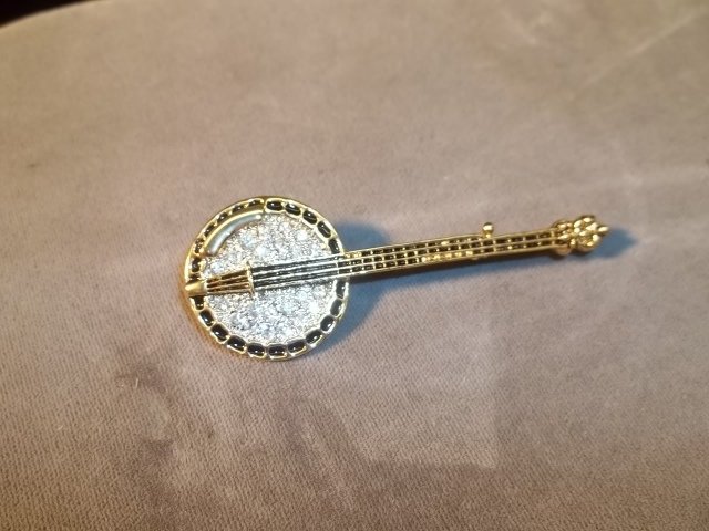 Rhinestone Banjo Brooch