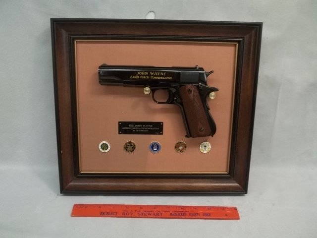 Franklin Mint John Wayne Comm .45 Automatic: .