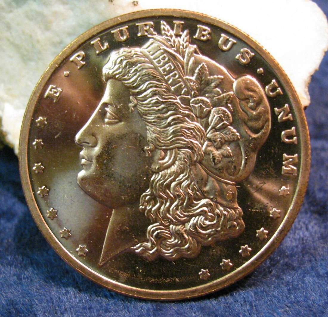 1366. 2011 1-Ounce .999 Fine Copper Round.: 1366. 2011 1-Ounce .999 Fine Copper Round.