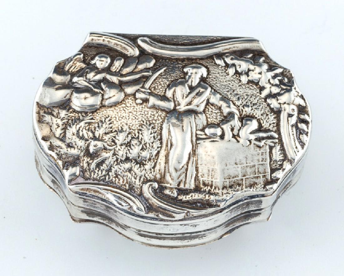 88. A SILVER SNUFF BOX. Germany, 19th century. (1 of 5)