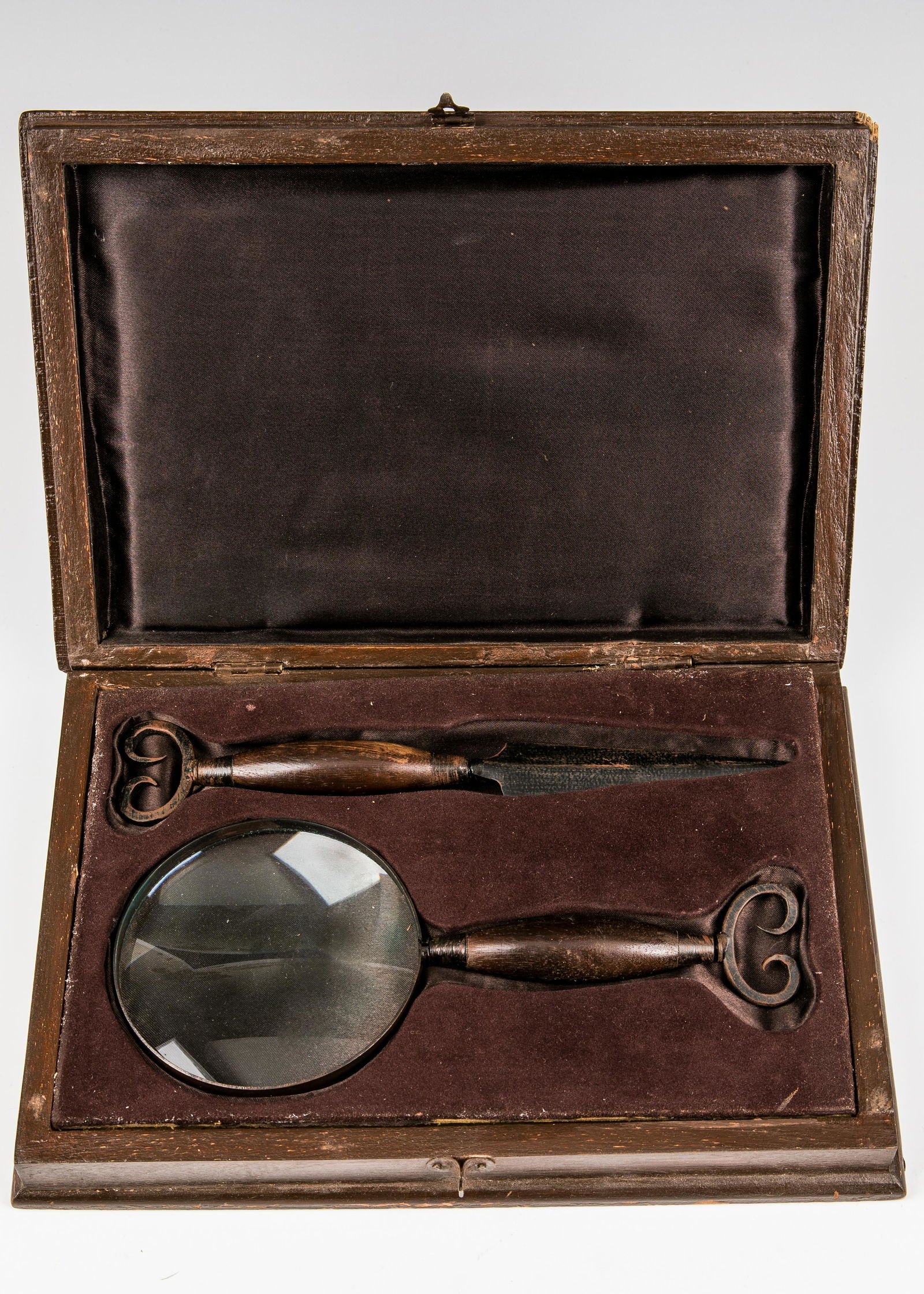 AN ANTIQUE LETTER OPENER AND MAGNIFYING GLASS. Probably (1 of 1)