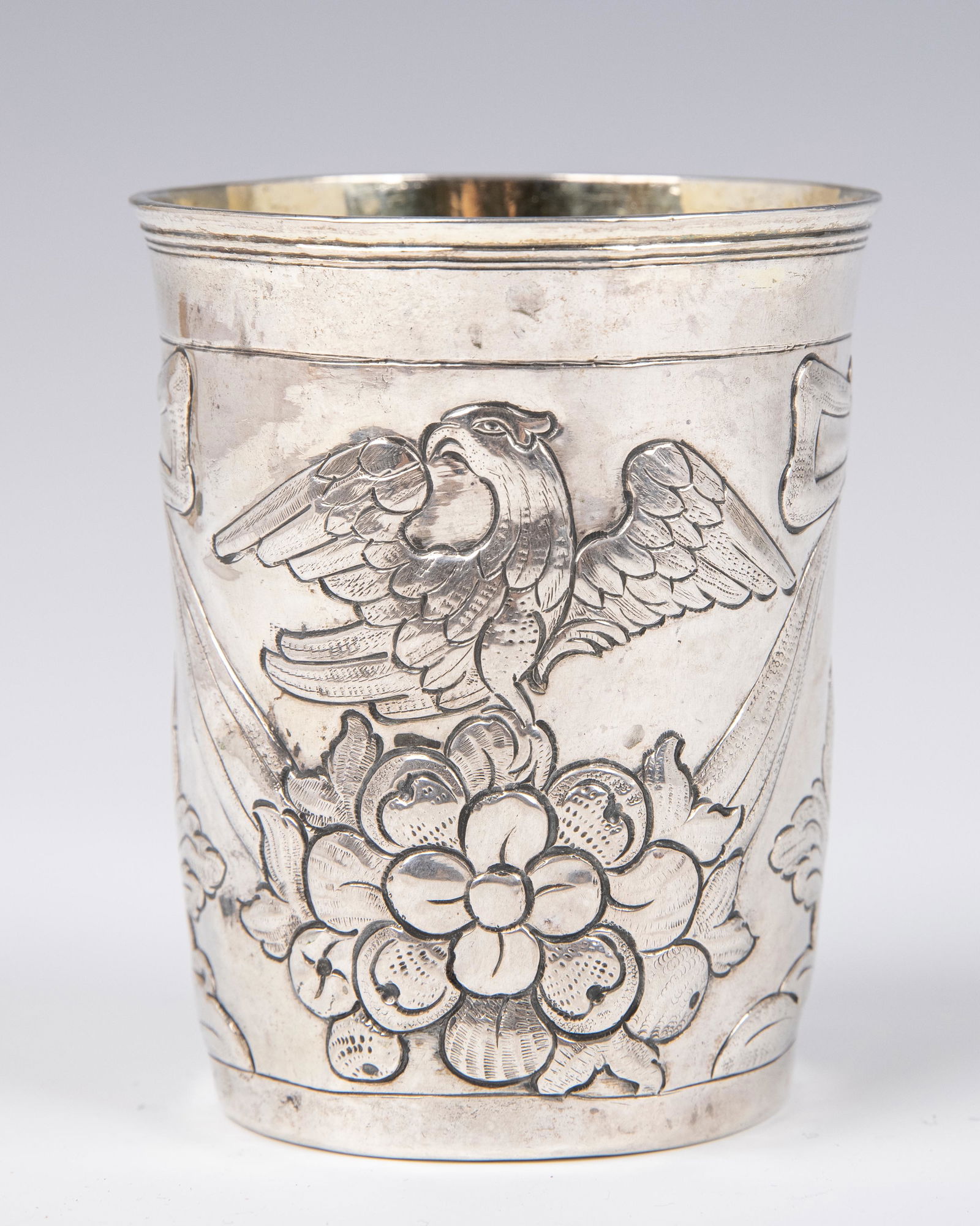 81. A LARGE SILVER KIDDUSH CUP. Russia, 1781. Decorated (1 of 1)