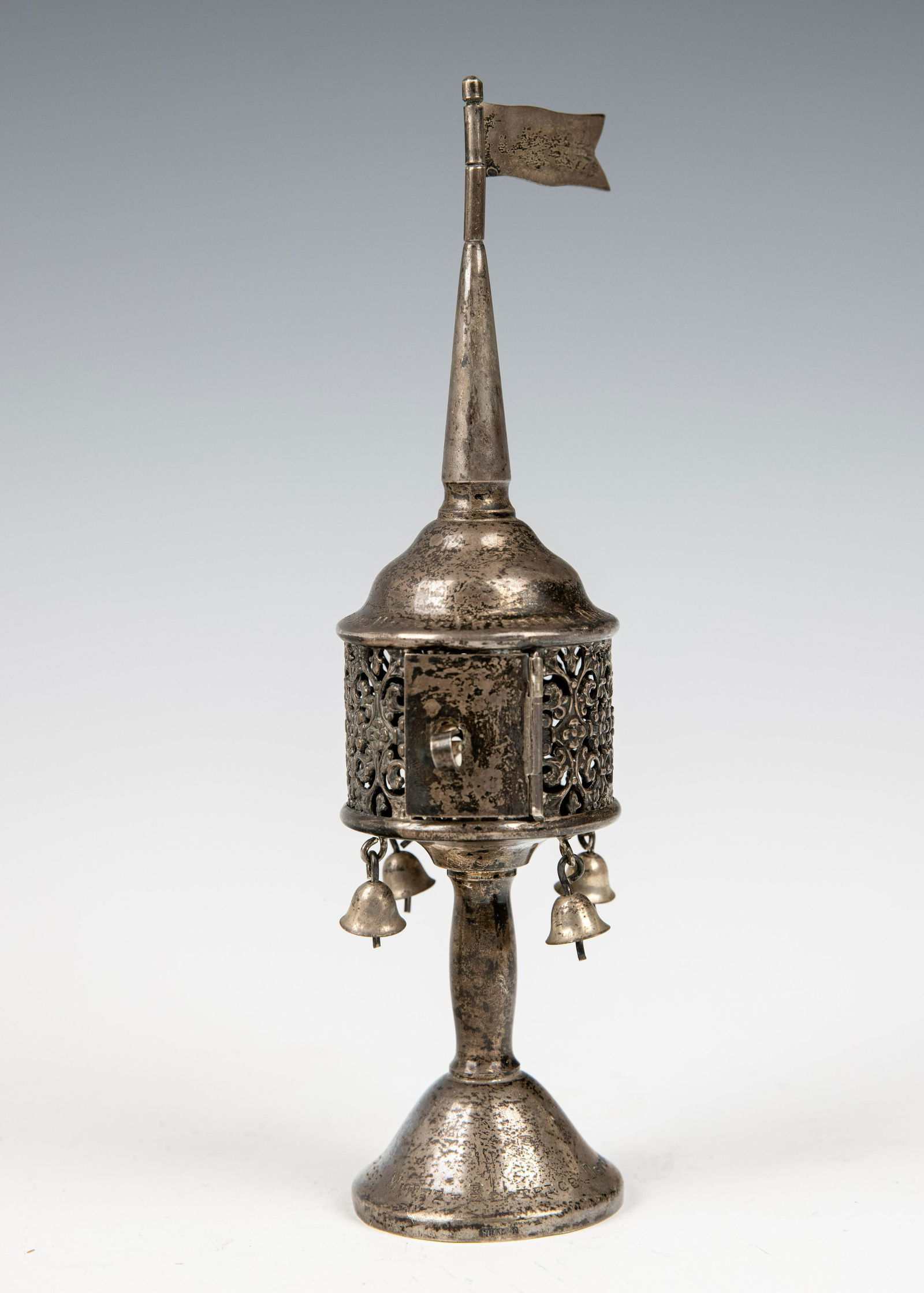 A STERLING SILVER SPICE TOWER (1 of 1)