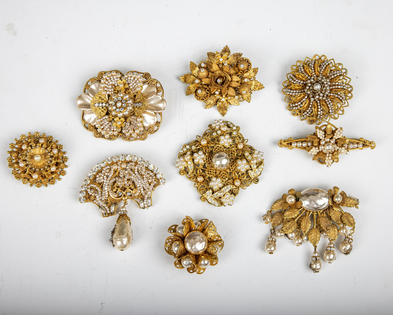 A GROUP OF NINE MAGNIFICENT BROOCHES BY MIRIAM HASKELL Various designs and sizes (1 of 1)