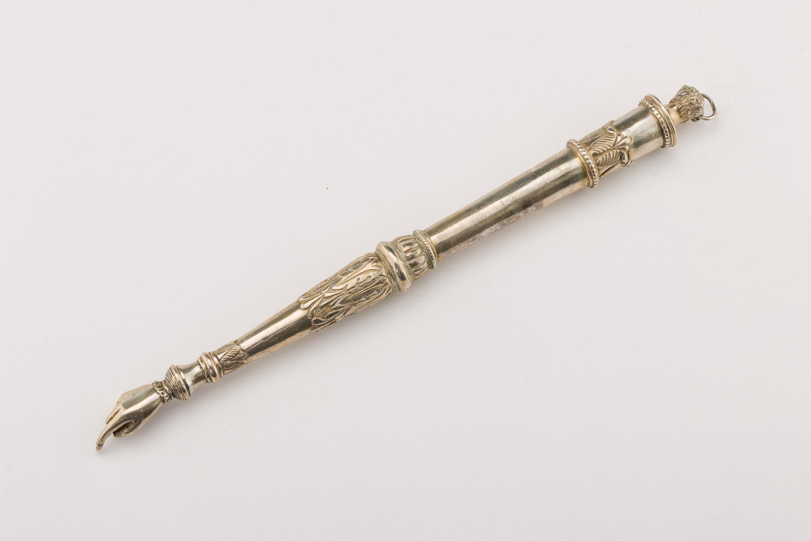 AN EARLY SILVER TORAH POINTER (1 of 1)