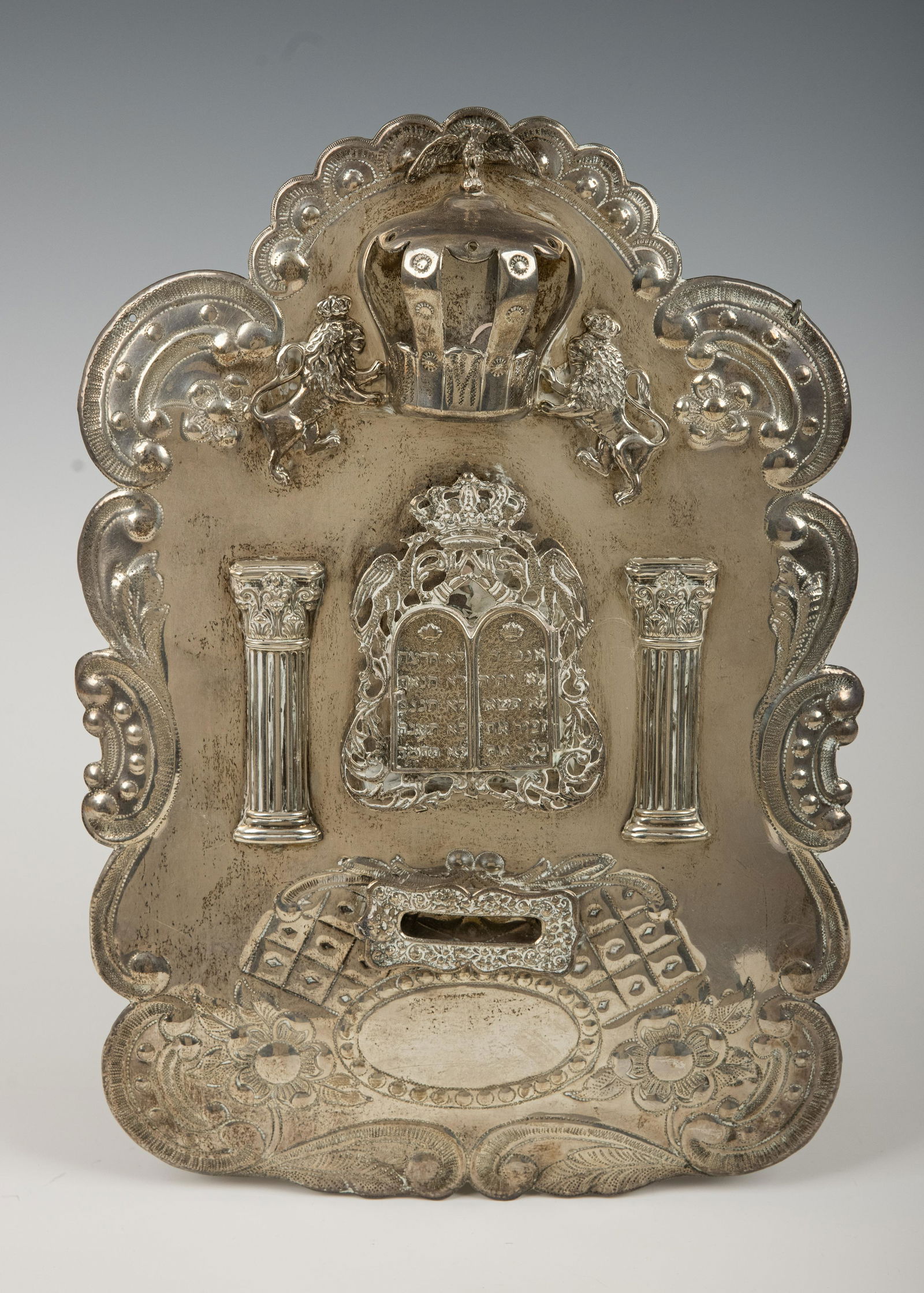 A STERLING SILVER TORAH SHIELD (1 of 1)