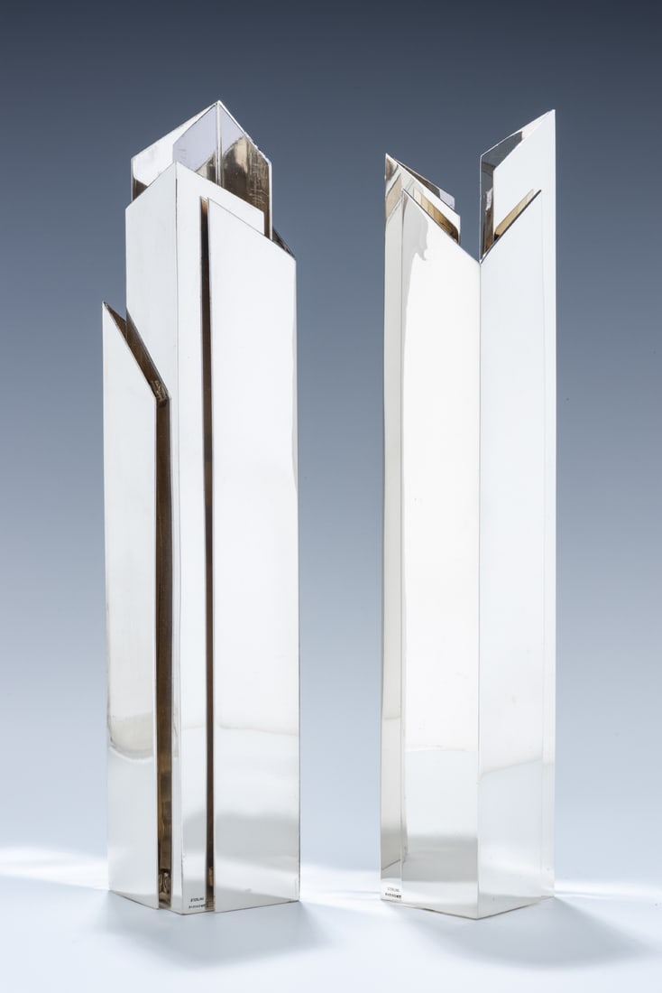A RARE PAIR OF STERLING SILVER TORAH FINIALS BY HAROLD RABINOWITZ (American, born 1939). Malverne, (1 of 1)
