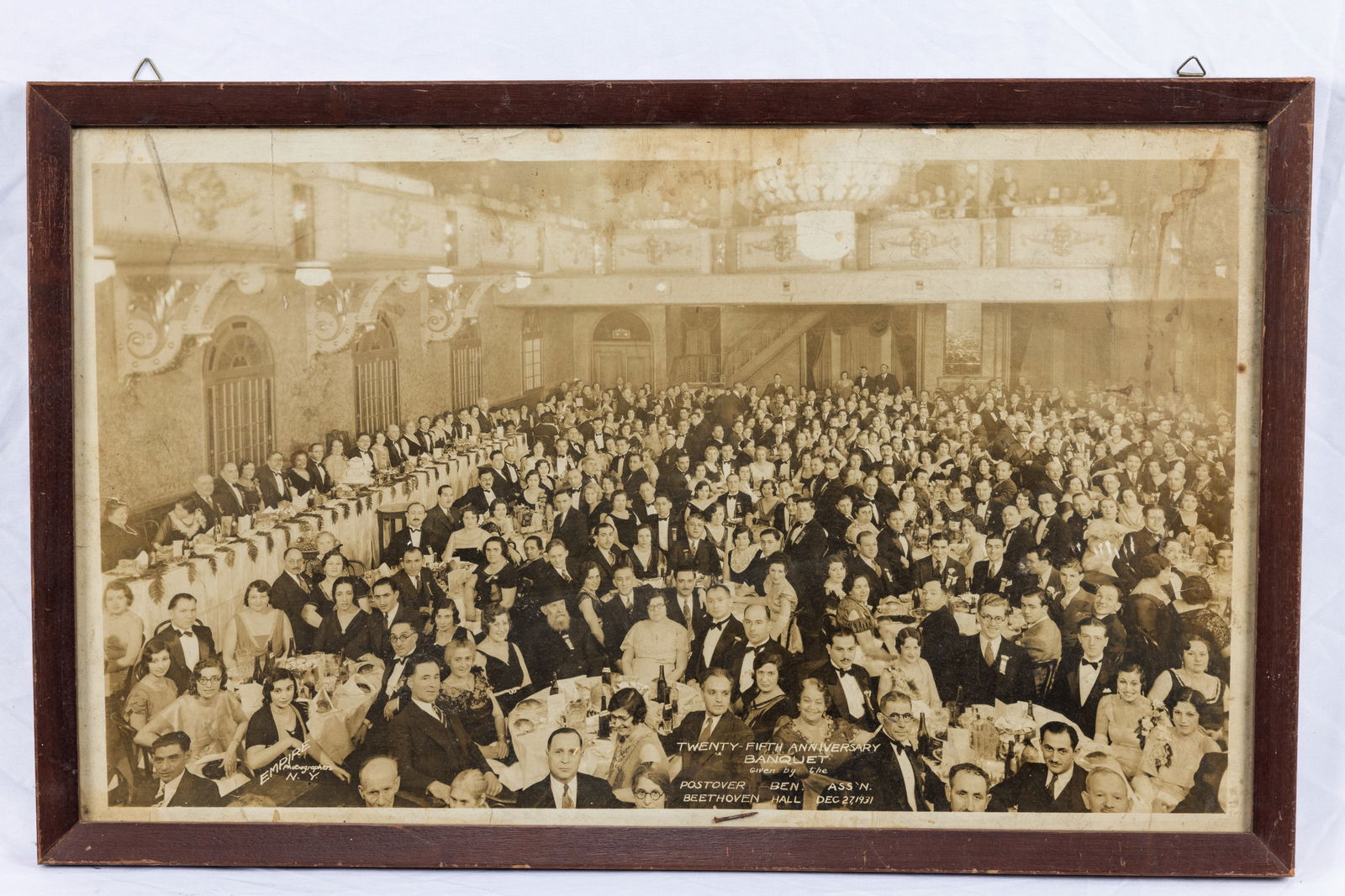 A MONUMENTAL BLACK AND WHITE PHOTOGRAPH OF THE TWENTY-FIFTH ANNIVERSARY DINNER OF THE POSTOVER (1 of 1)