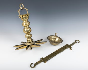 A LARGE BRONZE JUDENSTERN. Germany, c. 1800. Star shaped oil holders with original parts and