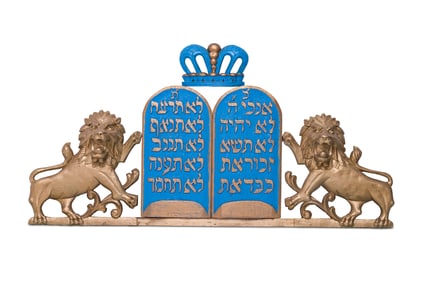 A LARGE PAIR OF HAND CARVED WOODEN LIONS FROM AN ARON KODESH. United States, c. 1900.  The lions