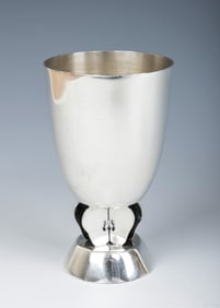 A STERLING SILVER KIDDUSH CUP BY BOAZ YEMINI. Israel, modern. On a round outward tapering base with