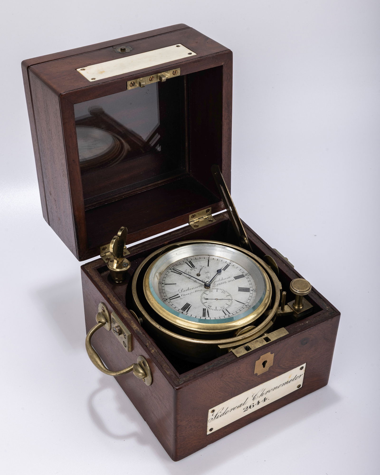 AN EARLY VICTORIAN MOHAGANY MARINE CHRONOMETER. London, c. 1820. (1 of 7)