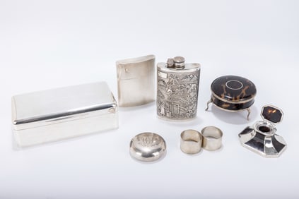 A GROUP OF ENGLISH AND OTHER STERLING SILVER. Including two flasks (one London and one Chinese or
