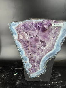 AMETHYST GEODE WITH POLISHED EDGES: 12.4" TALL X 9.6" WIDE 12 KILOGRAMS