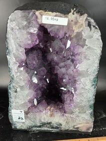 AMETHYST CRYSTAL GEODE CATHEDRAL