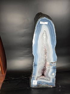 AGATE/AMETHYST GEODE ABSOLUTELY GORGEOUS: 22" TALL X 7.5: AT IT'S WIDEST 16 KILOGRAMS