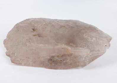 A LARGE QUARTZ CRYSTAL FORMATION