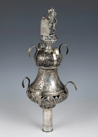 A MAGNIFICENT SILVER TORAH FINIAL WITH LION ANTIQUE JUDAICA