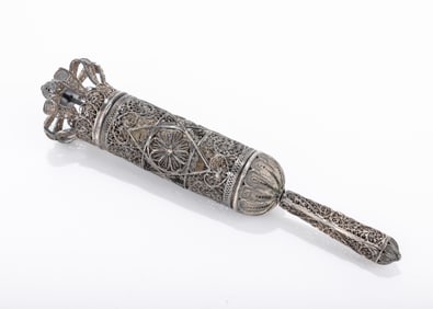 A SILVER FILIGREE MEGILLAH CASE. Holy Land, c. 1920.