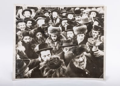 Original Photograph (Press Photo) Featuring the Bobover Rebbe. Poland, 1931. This rare original